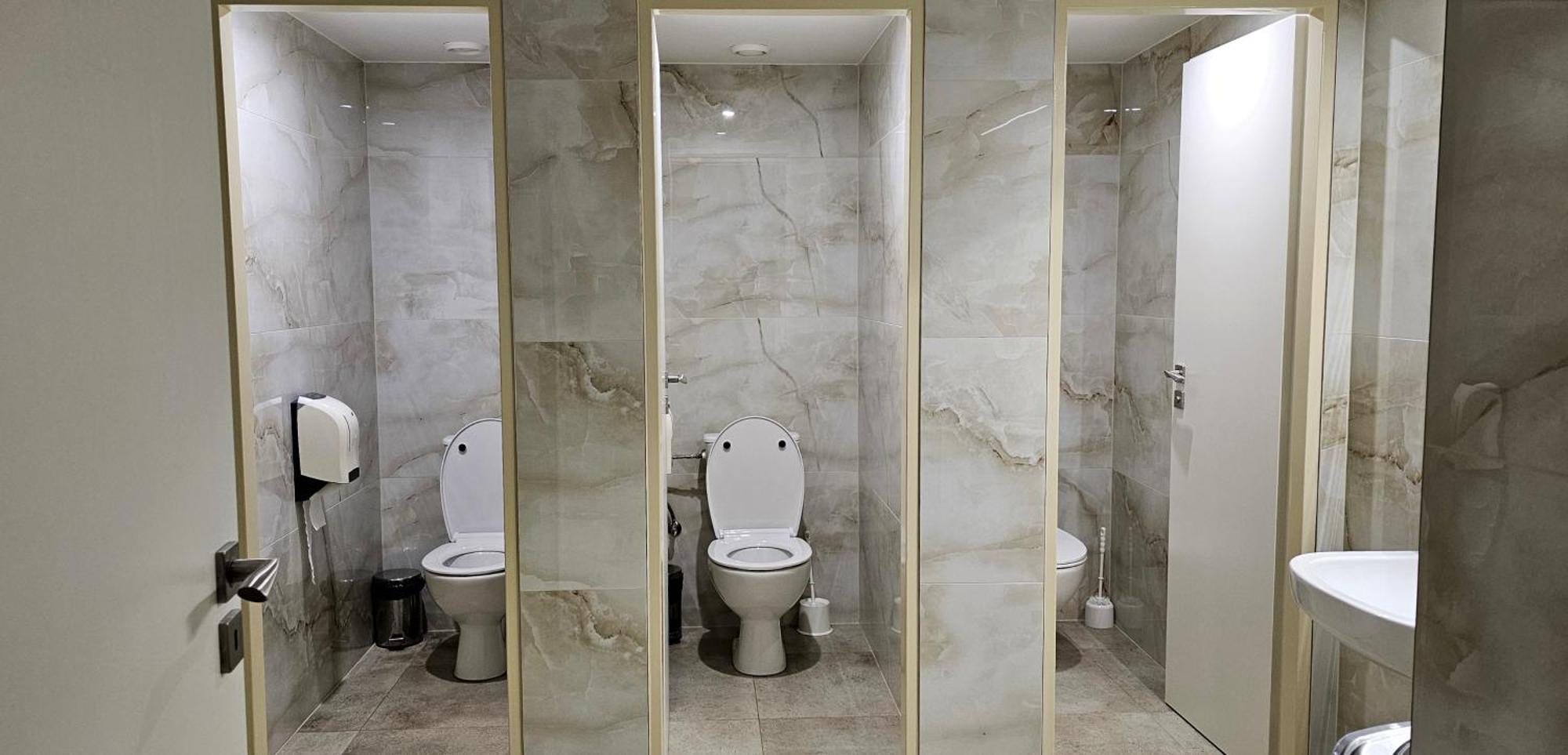 Zamecky Hotel Леднице Экстерьер фото