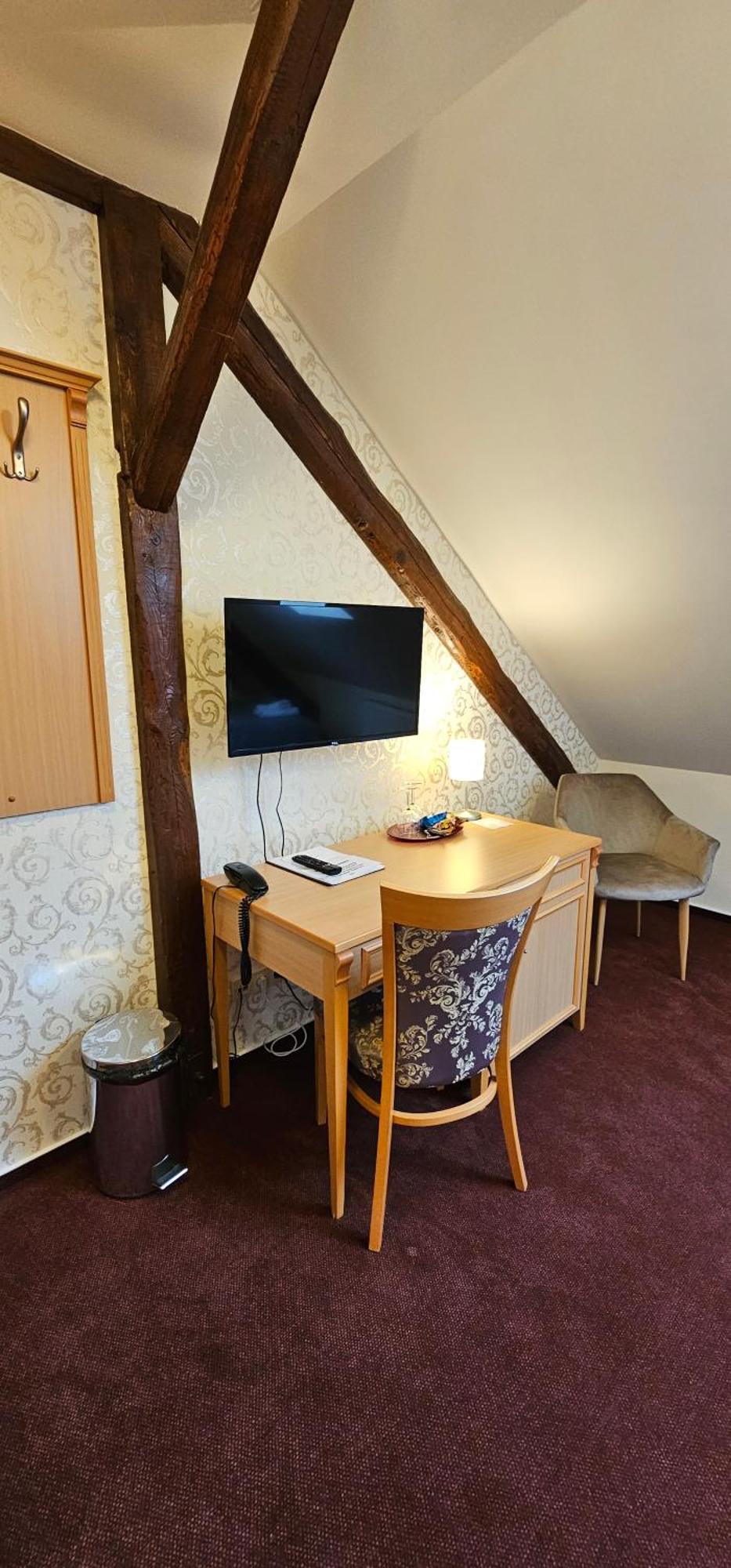 Zamecky Hotel Леднице Экстерьер фото
